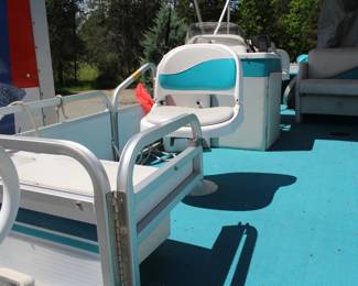 1998 Godfrey Sweetwater 2020FC w/Trailer Asking $6,700.00