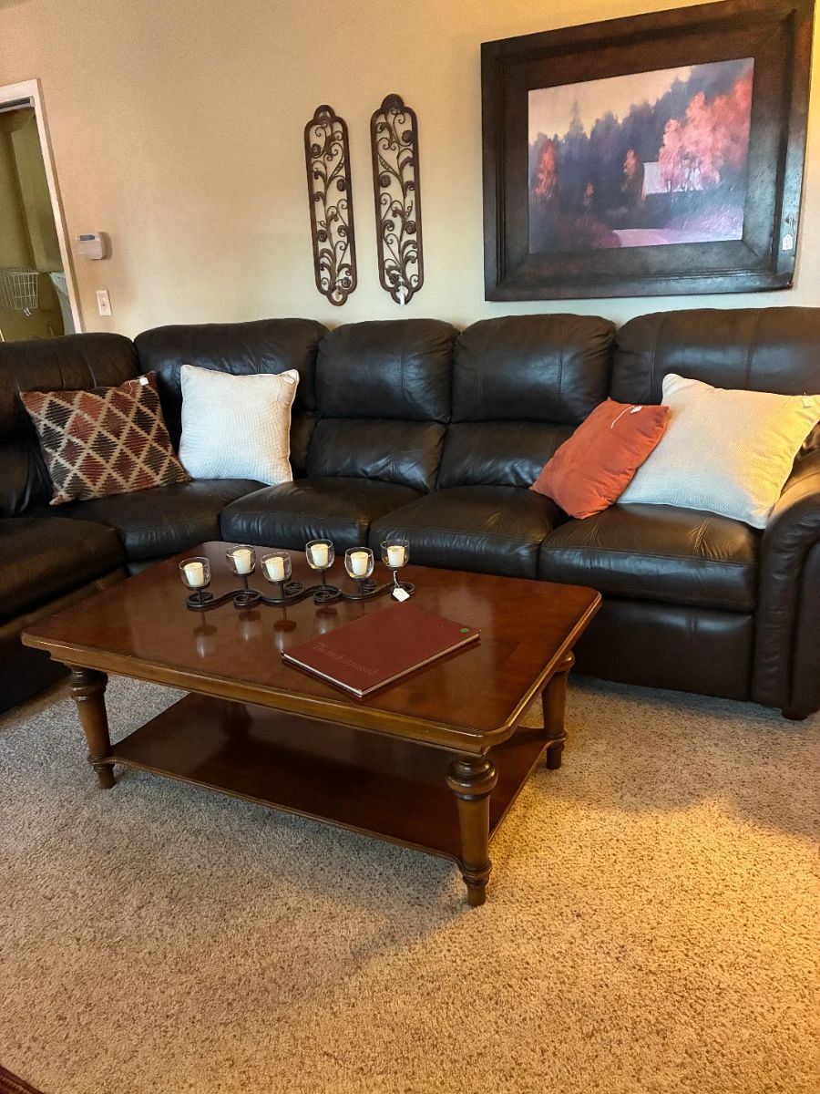 Bassett John Elway Sectional, Bassett Coffee Table