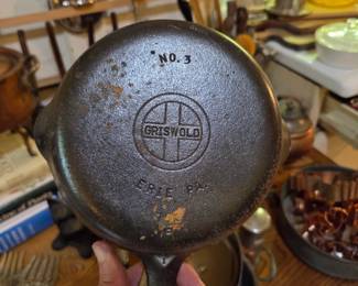 GRISWOLD No.3 Cast Iron Skillet $40