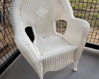 Outdoor Furniture Set White Wicker