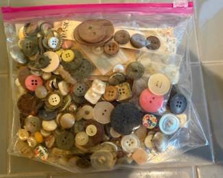 Crafts Buttons