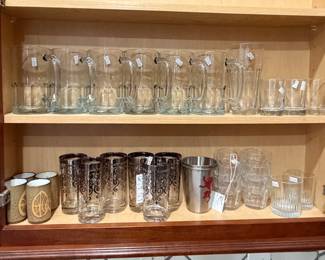 Kitchen serving ware glasses
