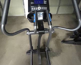 Life Fitness Elliptical Machine with Console