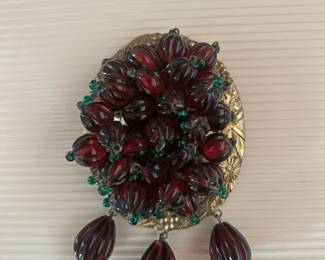 Vintage Eisenberg (signed) Original Floral Fur Clip with Molded Cranberry Red Swirled Glass Beads 2.75”x2.25”