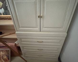 Crackle surface large cabinet with drawers