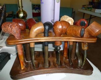 Small collection of nice pipes..many bought in Italy