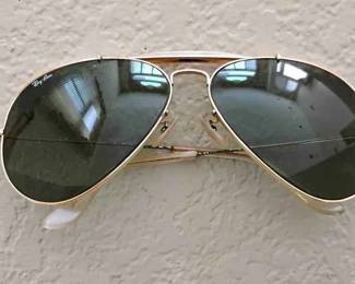 OR233Ray Ban Glasses