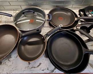 OR114Vintage Non Stick Cookware And More