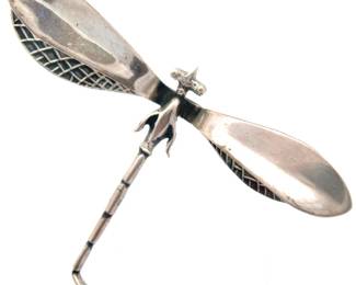 Vintage Textured 3D Dragonfly Brooch Stick Pin