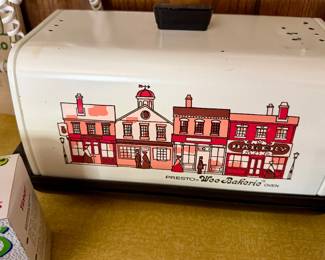 Vintage Presto Wee Bakerie Oven