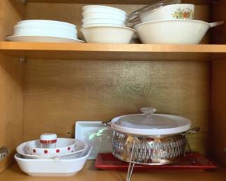 196 - Cabinet Lot
