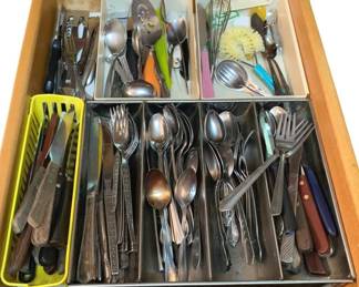187 - Drawer Lot