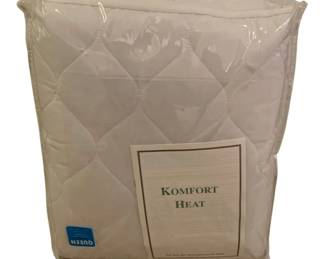 62 - Komfort Heat Mattress Pad - Queen Size (Description): Used as is electric/electronic/mechanical item. No guarantee all components, untested