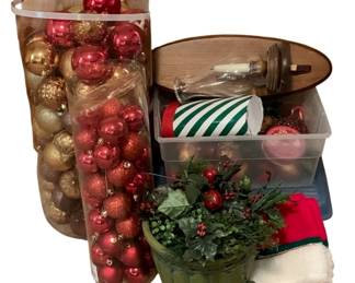 344 - Assorted Holiday Items