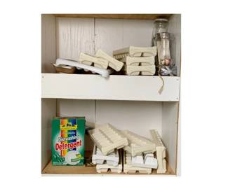335 - Cabinet Lot