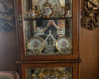 Beautiful lit curio 