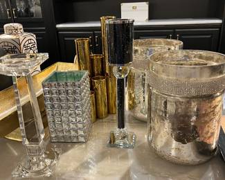 decorative accessories - candleholders, vases