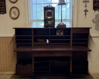 "Magic Box Desk" Opened Up ! 