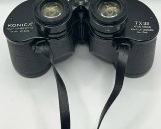 Konica 7 x 35 Wide Angle Binoculars in Case