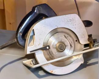 vintage AEG CS725 heavy-duty circular saw