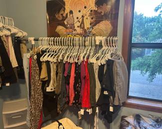 Womens pants/capris $1-$5 
