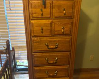 Solid oak Lingerie chest 