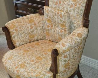 French Tapestry Walnut Antique Chair 