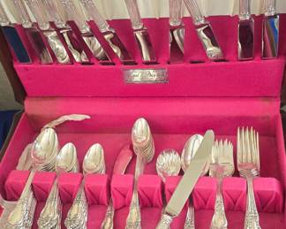 Silverplate Flatware Set