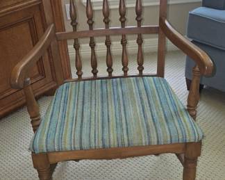 Early American Chair - We have 2