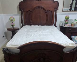 Antique High Back Full Bed