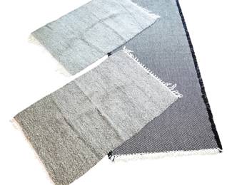 Throw Rugs