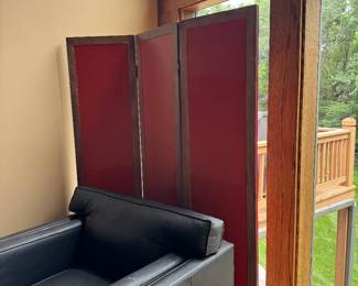 Second decorative screen