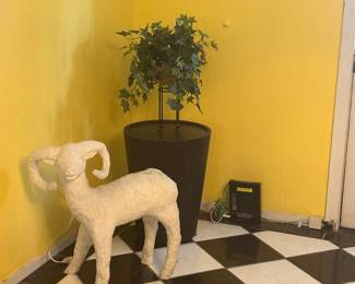Small Table w/ Plant & Cute Ram