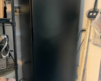 Gladiator Upright freezer 