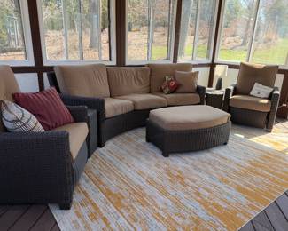 Wicker/Rattan indoor/outdoor furniture