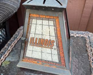 Illini lantern