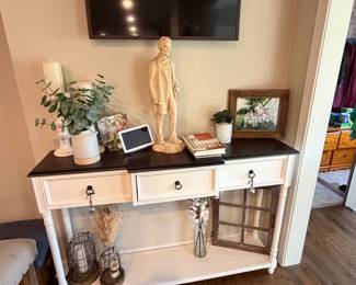 Entry table & misc. deor