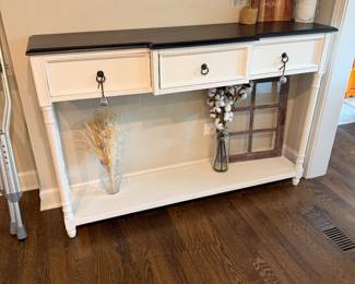 Farmhouse Console table