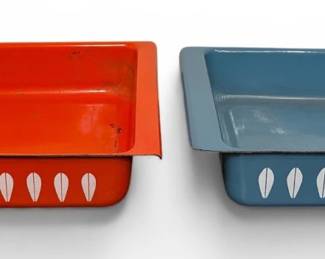Two CATHRINEHOLM Norway Mid Century Lotus Enamelware Trays