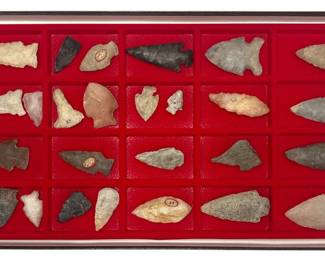 Collection Native American Arrowheads 