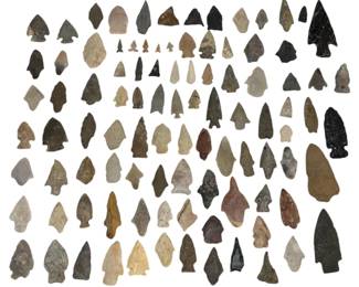 Collection Native American Arrowheads & Spearpoints 