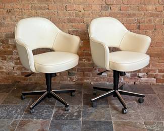 EERO SAARINEN (Finnish-American, 1910-1961) for KNOLL "Executive" Desk Chair, Pair 