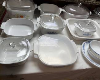 Very nice selection of Corning ware. All sizes and styles
