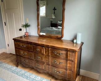 088 thomasvilleornatefrenchprovincial9d