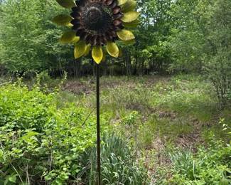 075 large72sunflowermetalgardenwindspi