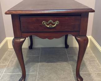 023 thomasvillequeenannestylesolidwood