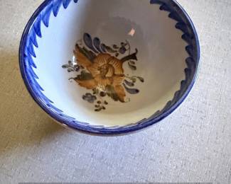 Fajalauza Spanish Ceramic Bowl with Floral Motif