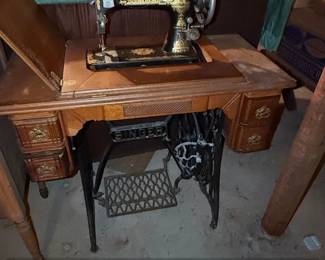 Antique Singer Sphinx Model Treadle Sewing Machine with Oak Cabinet