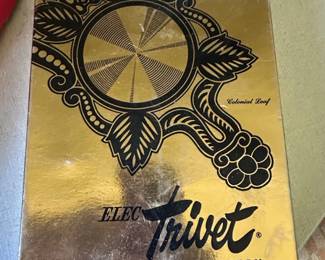 Paragon Electric Trivet TRV Colonial Leaf Pattern