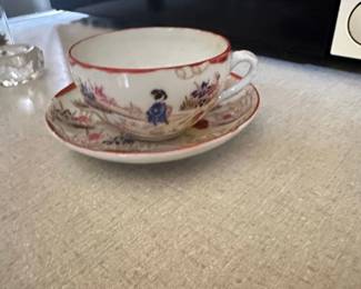 Japanese Geisha Girl Tea Cup and Saucer Set third image